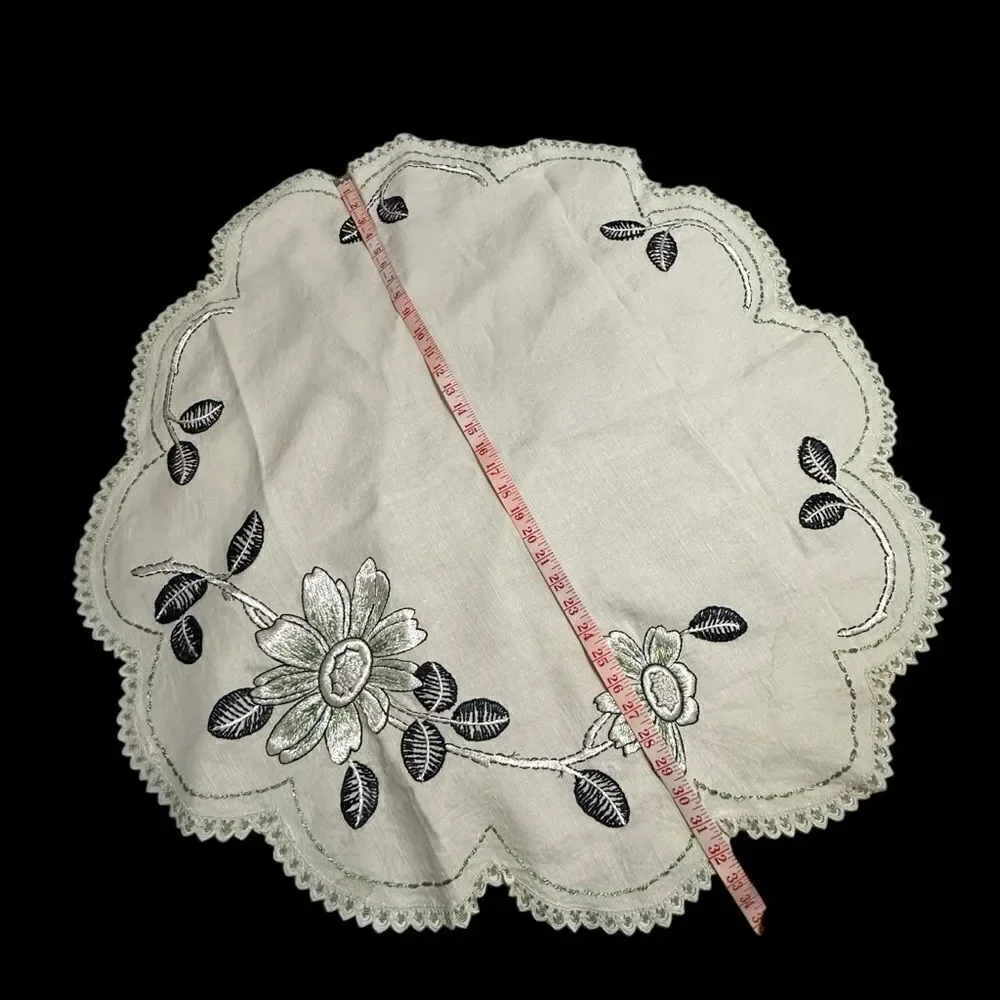 Vintage 50s/60s Round Creamy white Linen tablecloth with green floral embroidery